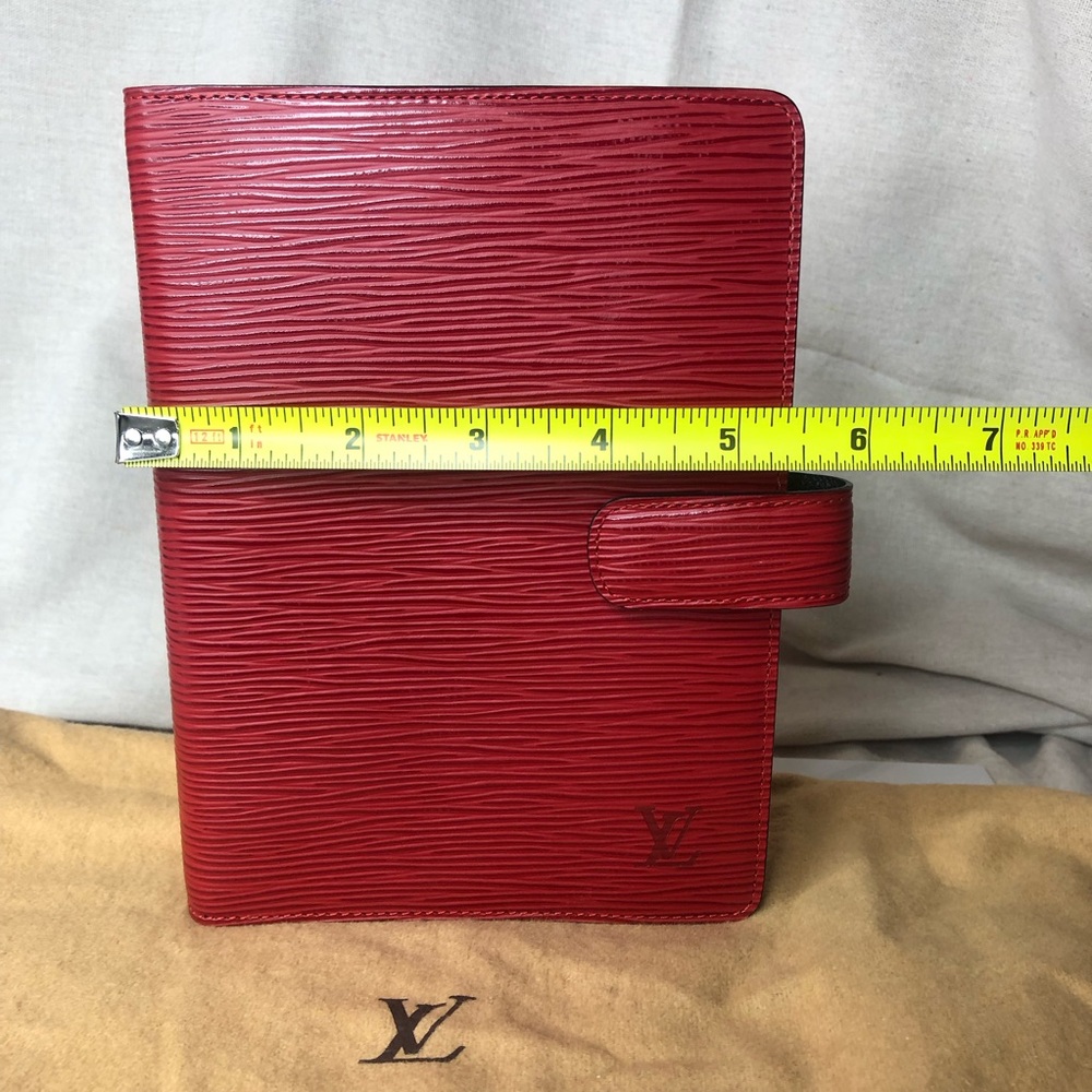 LOUIS VUITTON Red Epi Leather Notebook Agenda Passport Cover MM - Picture 9 of 16